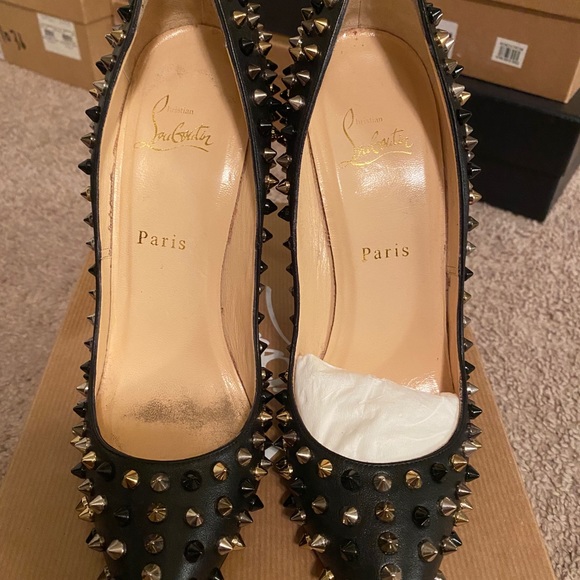 COPY - Christian Louboutin pumps - Picture 2 of 7